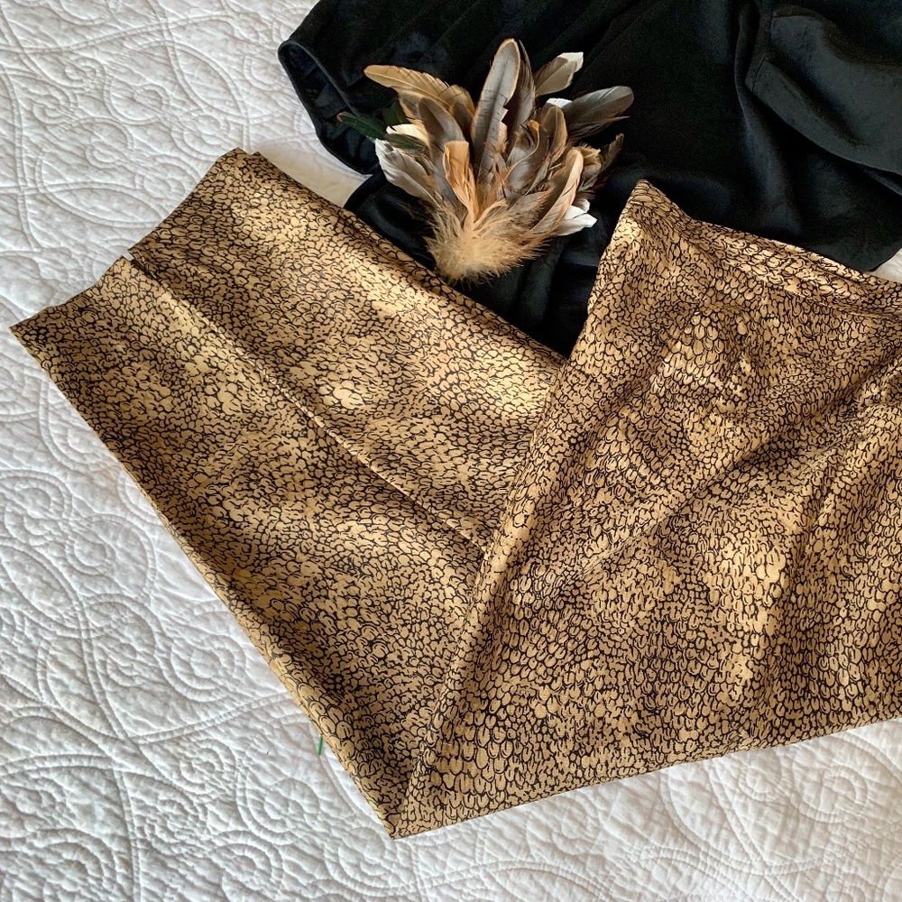 Shimmery Gold and Black Zip Pants Size 16 W